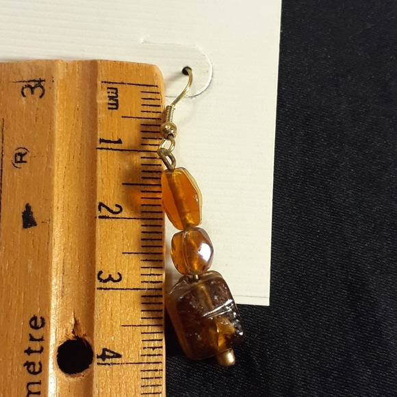 $7 Bundle add-on NWT Laiasia Amber Glass Bead Earrings - Picture 4 of 4
